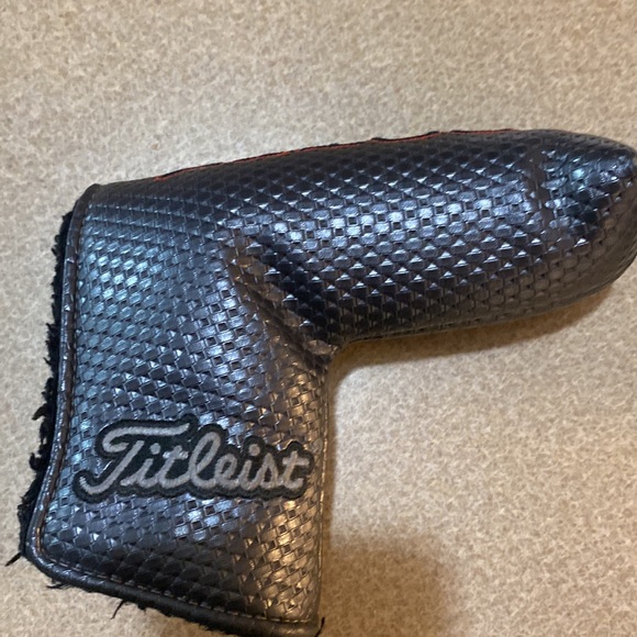Scotty Cameron putter cover - Picture 2 of 3